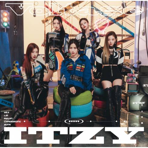 ITZY JAPAN 1ST SINGLE 'VOLTAGE' - NORMAL EDITION